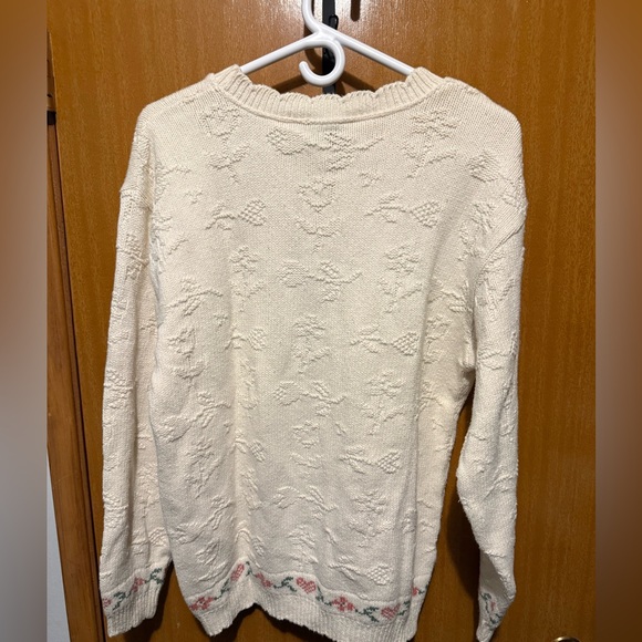 Norther reflections Ivory Sweater with Delicate Embroidery - Picture 5 of 5